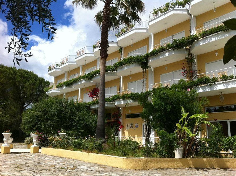 Paloma Blanca Otel Ypsos Dış mekan fotoğraf