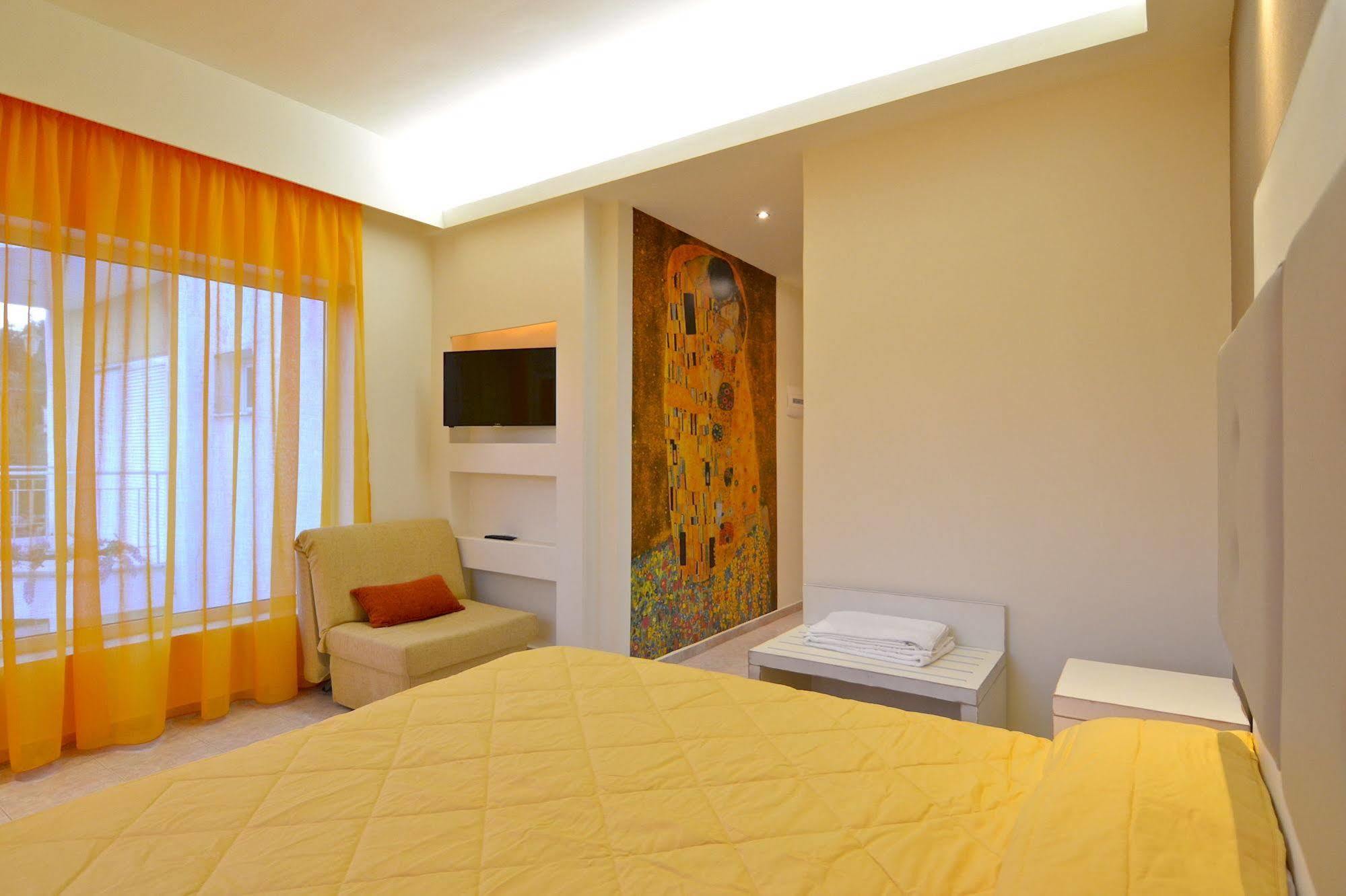 Paloma Blanca Otel Ypsos Dış mekan fotoğraf